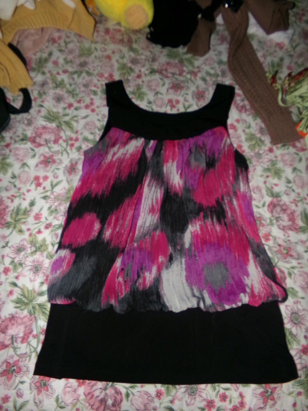 Bwear Pink & Black Abstract Print Sleeveless Tank